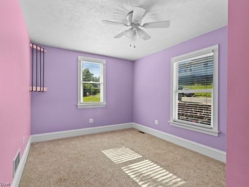 107 Broad Street, Saint Clairsville, OH 43950 Photo 20