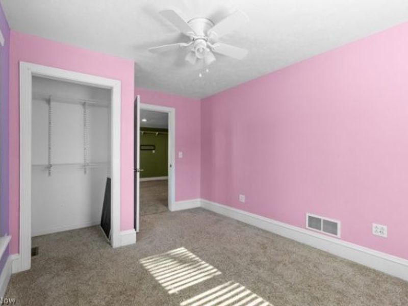 107 Broad Street, Saint Clairsville, OH 43950 Photo 21
