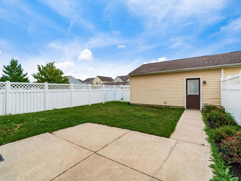206 Lamplight Court, Delaware, OH 43015 Photo 20