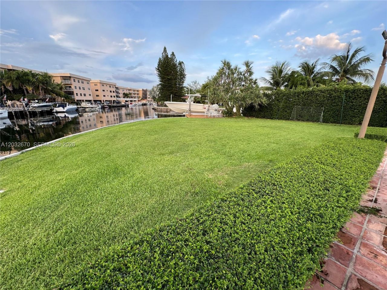 13305 Biscayne Island Ter, North Miami, FL 33181 Photo