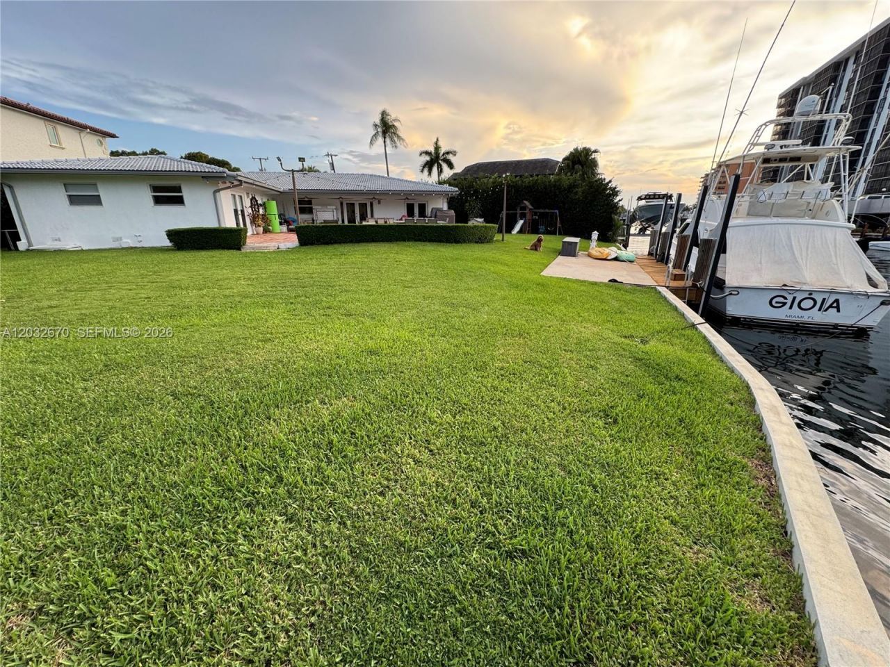 13305 Biscayne Island Ter, North Miami, FL 33181 Photo