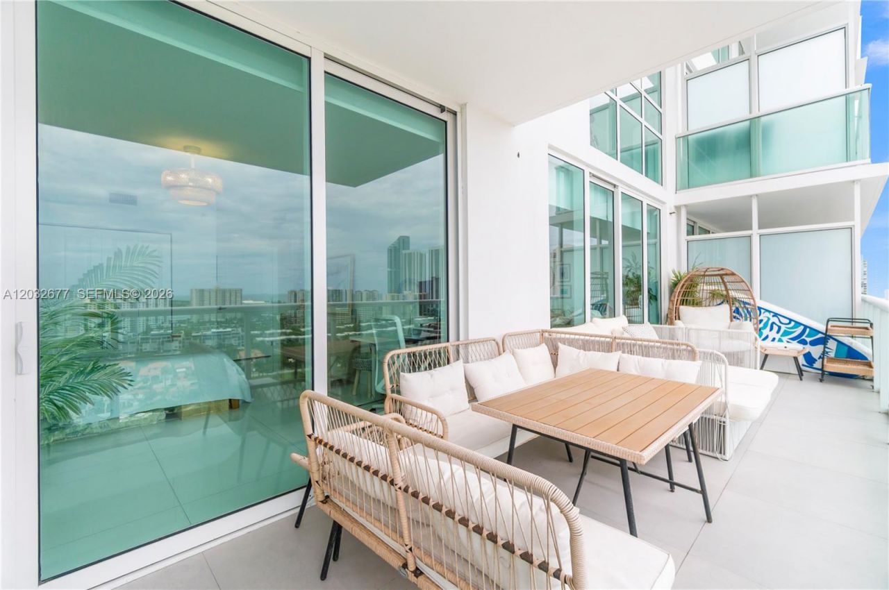 400 Sunny Isles Blvd, Unit 1917   |TW, Sunny Isles Beach, FL 33160 Photo
