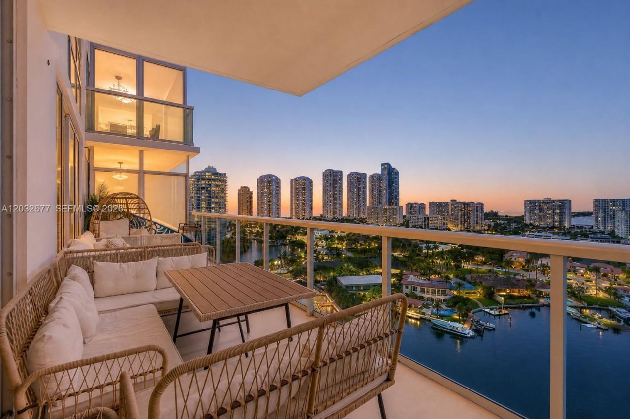 400 Sunny Isles Blvd, Unit 1917   |TW, Sunny Isles Beach, FL 33160 Photo