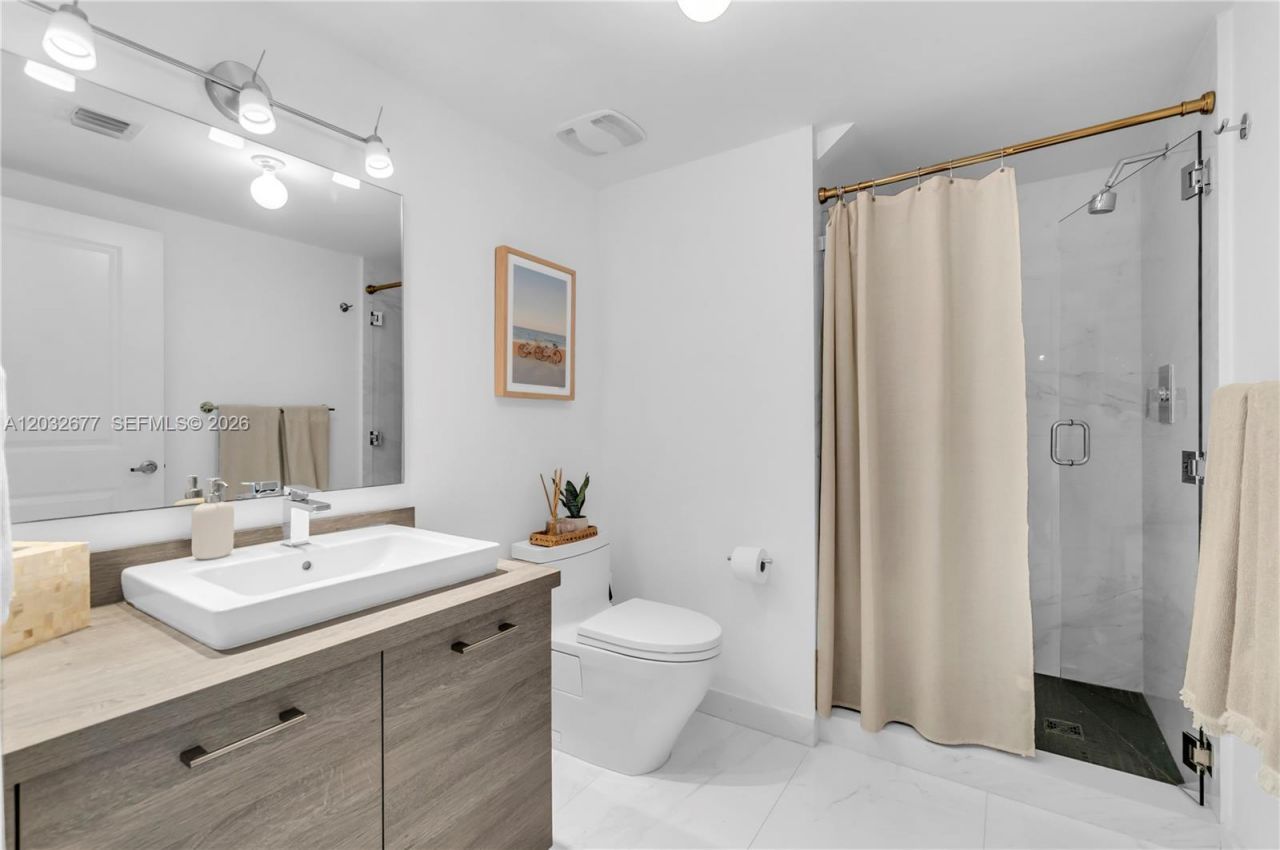 400 Sunny Isles Blvd, Unit 1917   |TW, Sunny Isles Beach, FL 33160 Photo