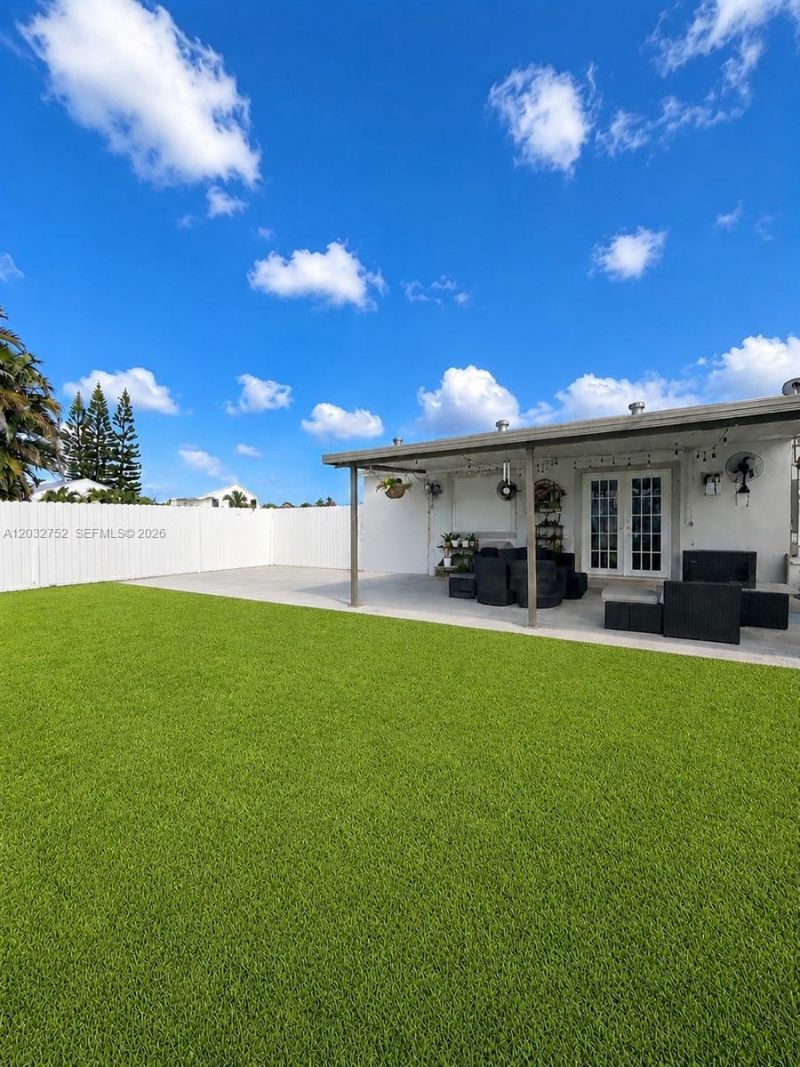 3625 NW 13th St , Miami, FL 33125 Photo