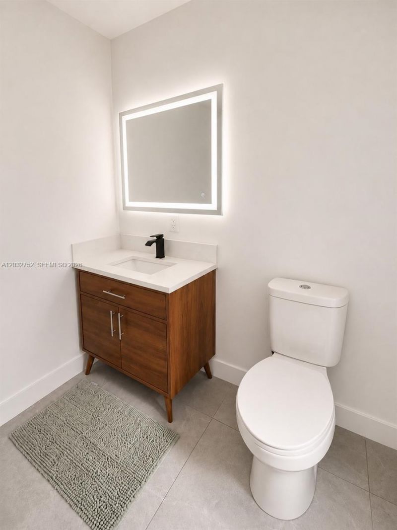 3625 NW 13th St , Miami, FL 33125 Photo