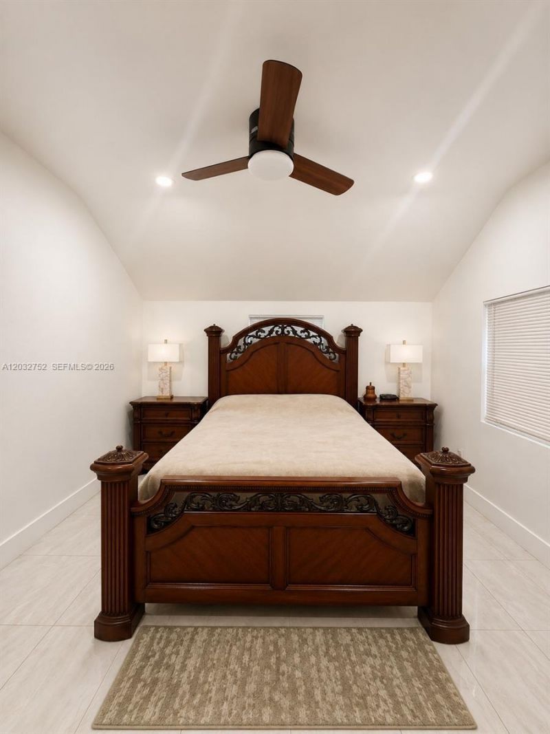 3625 NW 13th St , Miami, FL 33125 Photo