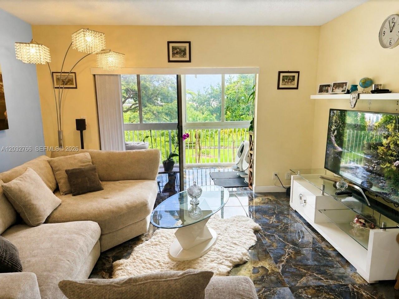 4200 Hillcrest Dr , Unit 403, Hollywood, FL 33021 Photo