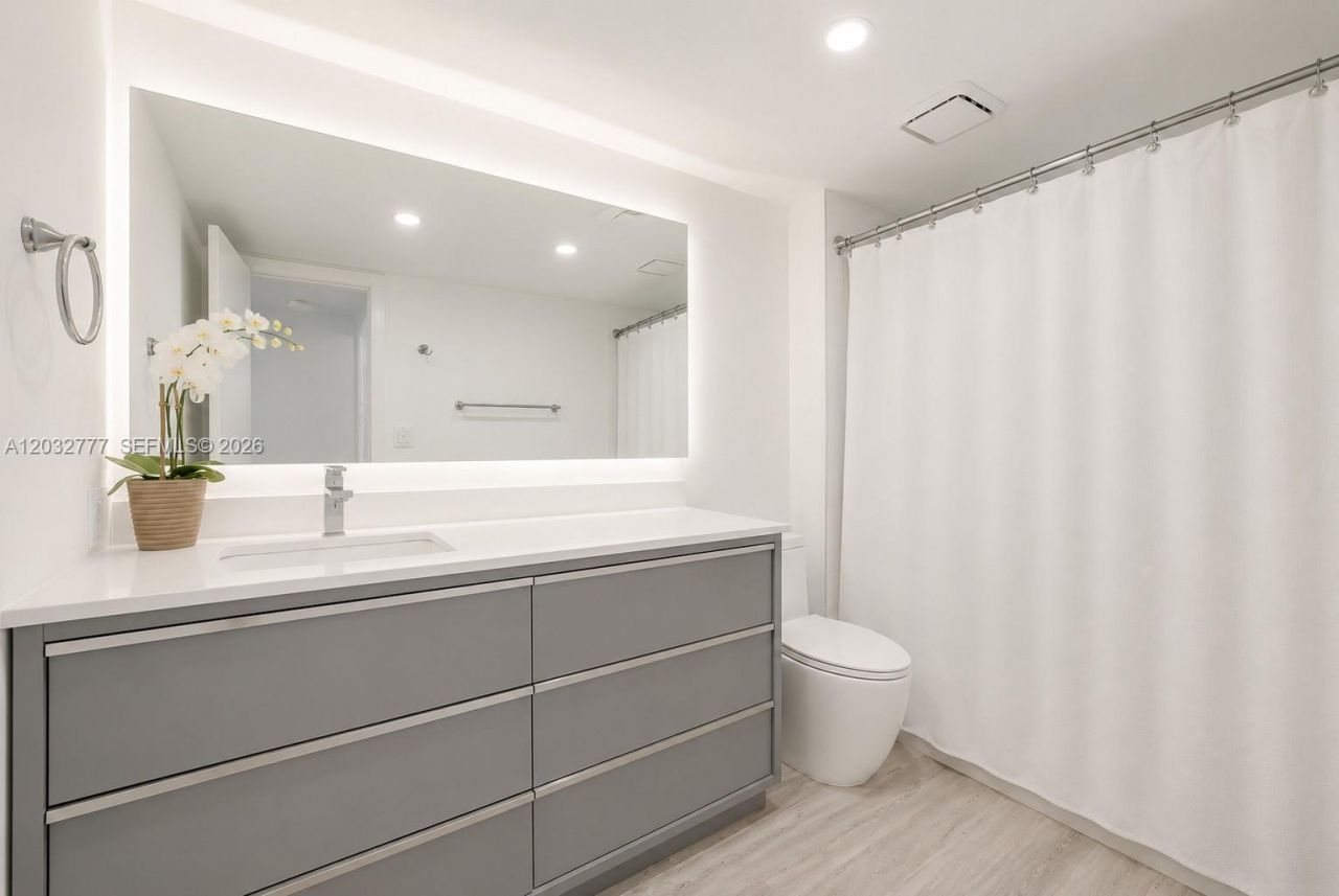 780 NE 69th St , Unit 505, Miami, FL 33138 Photo