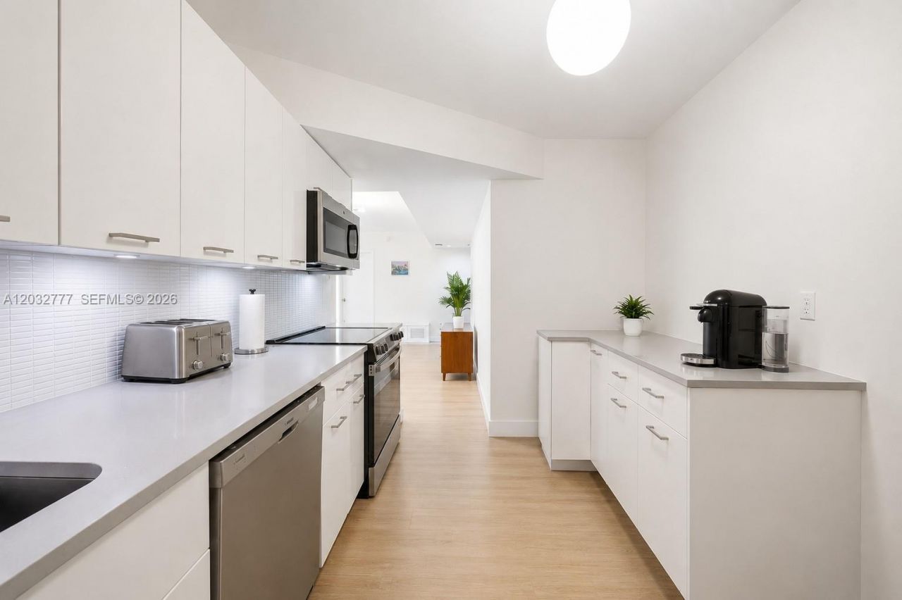780 NE 69th St , Unit 505, Miami, FL 33138 Photo