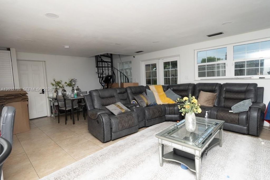 5941 NW 14th Ct , Unit 1, Sunrise, FL 33313 Photo