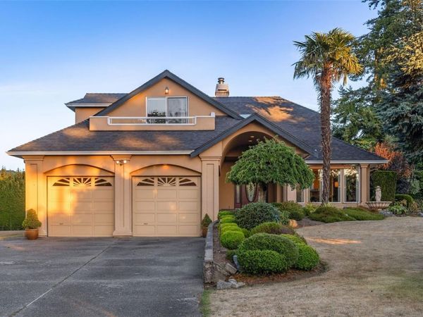 2391 Alta Vista Pl , Central Saanich, BC V8Z 5S6