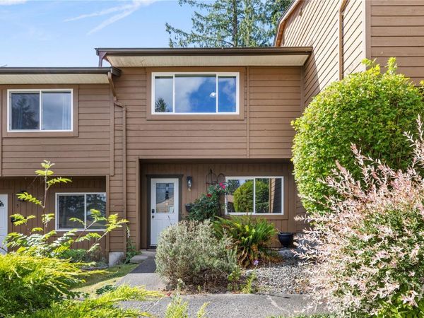 855 Howard Ave , Unit #6, Nanaimo, BC V9R 5V4
