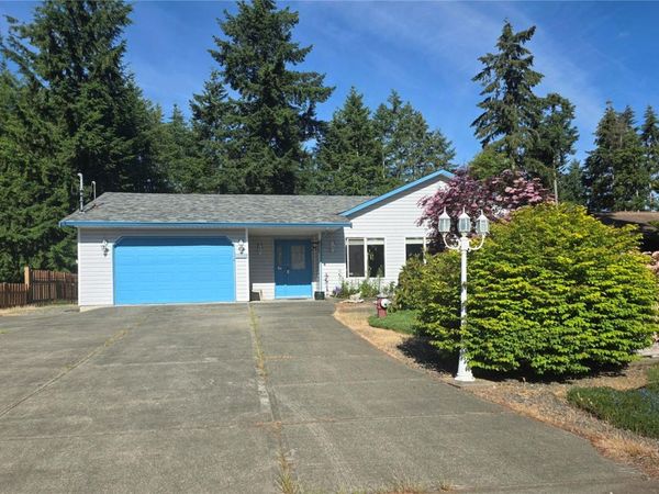 8955 McLarey Ave , Black Creek, BC V9J 1A2