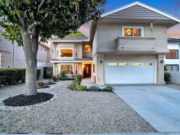 6226 Mammoth, Valley Glen, CA 91401