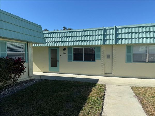 101 CAMBRIDGE TRAIL , Unit 212, SUN CITY CENTER, FL 33573