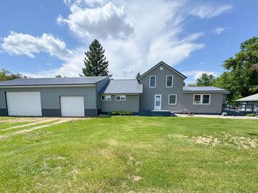 210 2nd Avenue S, Dent, MN 56528