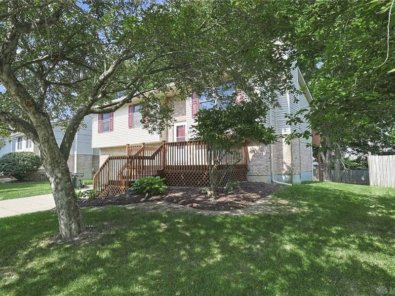 2708 Bradford Drive, Middletown, OH 45044 Photo 2
