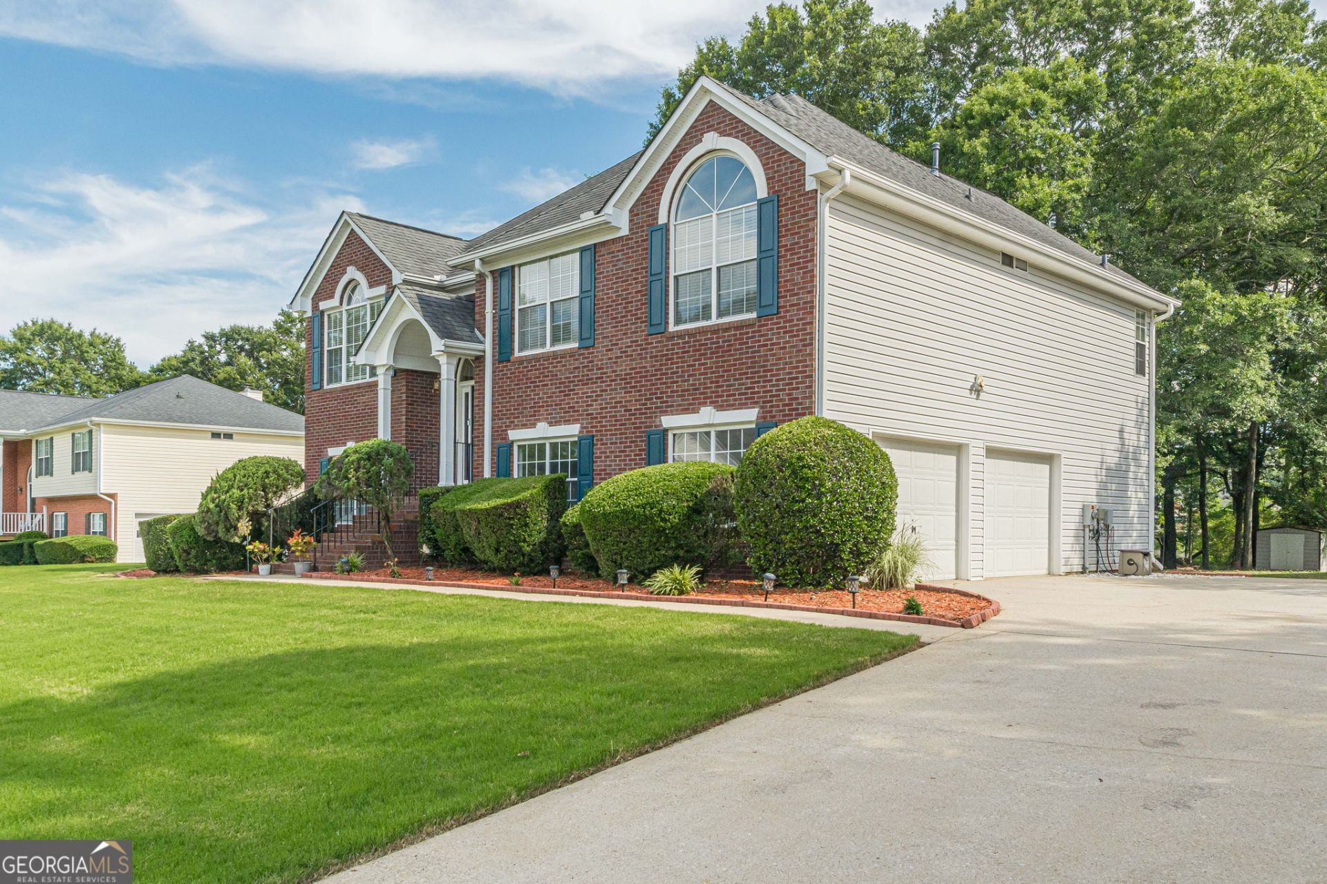 2212 Brandon Lane Sw, Conyers, GA 30094 Main Photo