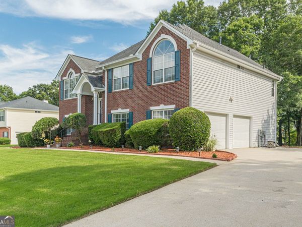 2212 Brandon Lane SW, Conyers, GA 30094