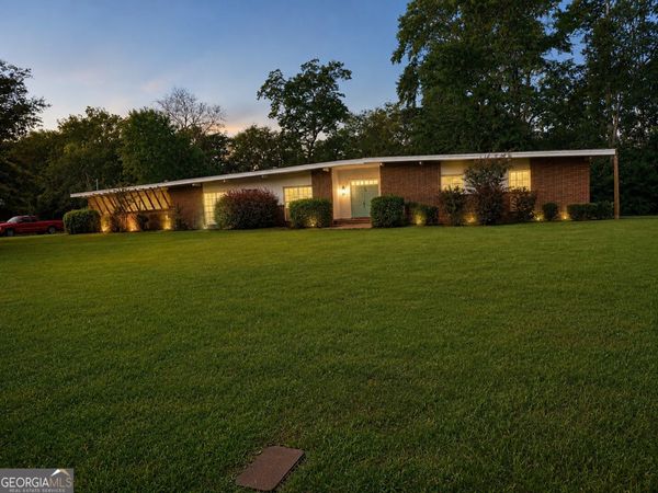 437 Orchard Lane, Sandersville, GA 31082