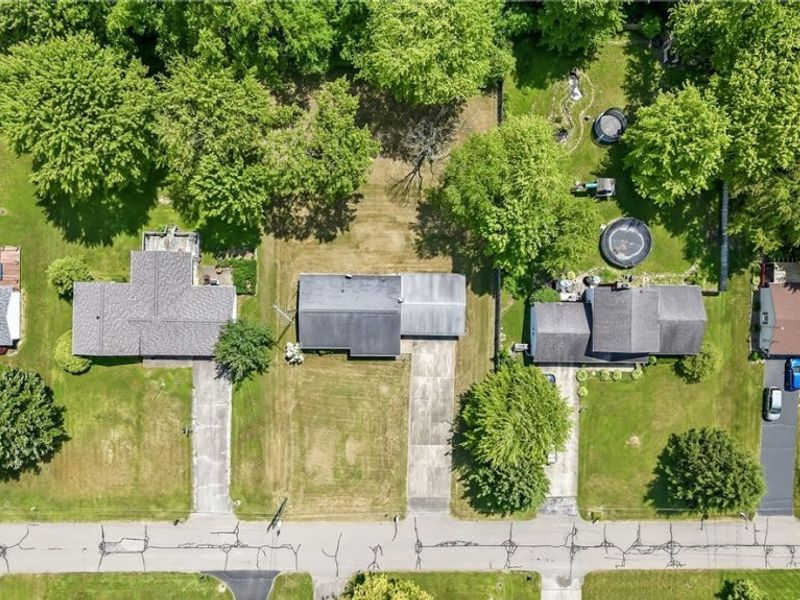 1280 Sterling Drive, Cortland, OH 44410 Photo 12