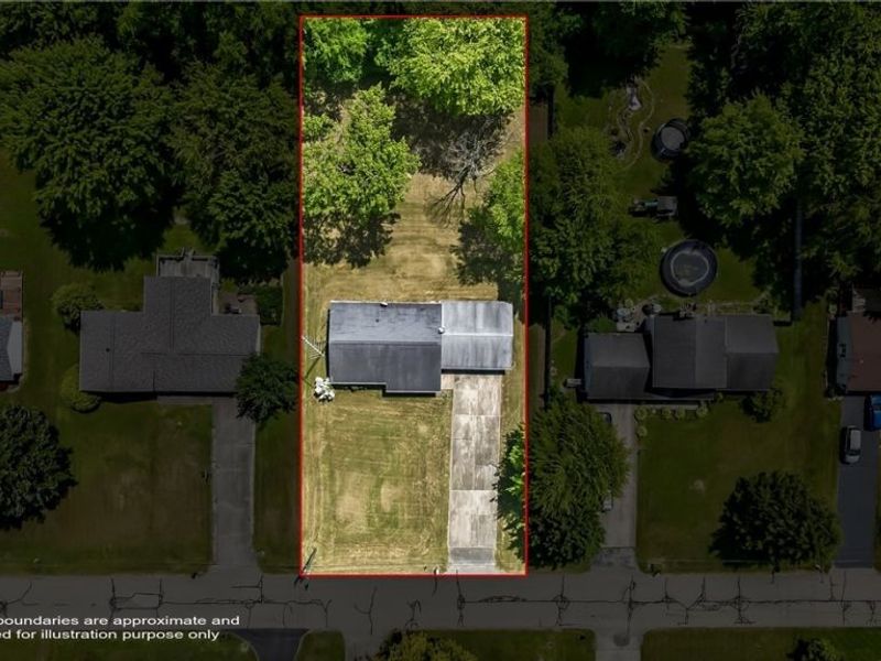 1280 Sterling Drive, Cortland, OH 44410 Photo 13