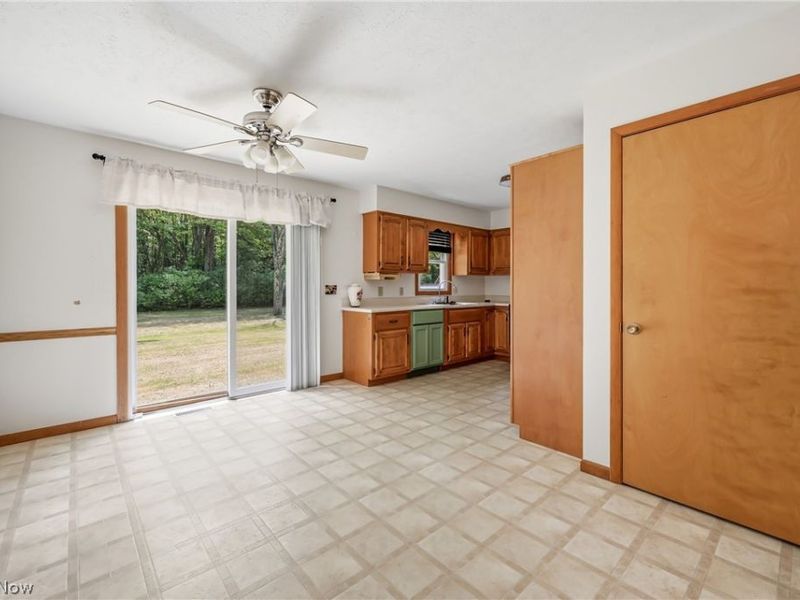 1280 Sterling Drive, Cortland, OH 44410 Photo 19