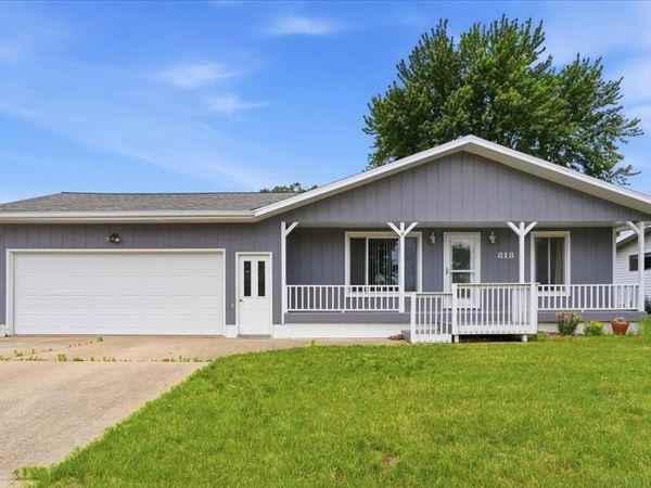 818 Sycamore Street, Janesville, IA 50647