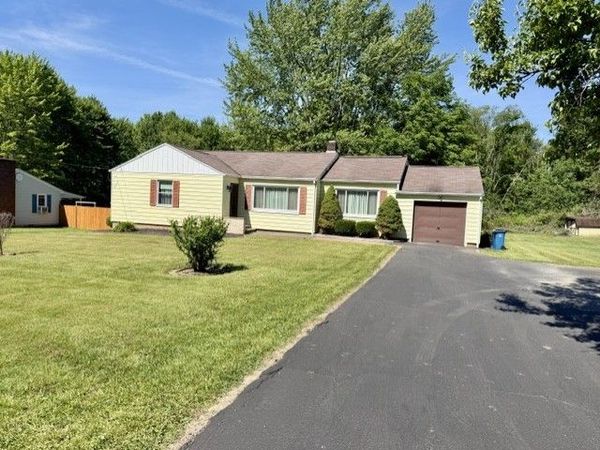 108 Aiken Rd, New Castle, PA 16101