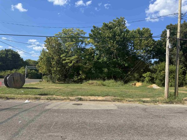 2212 MARBLE AVE, Memphis, TN 38108