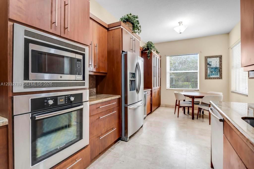 19301 Seneca Ave , Weston, FL 33332 Photo
