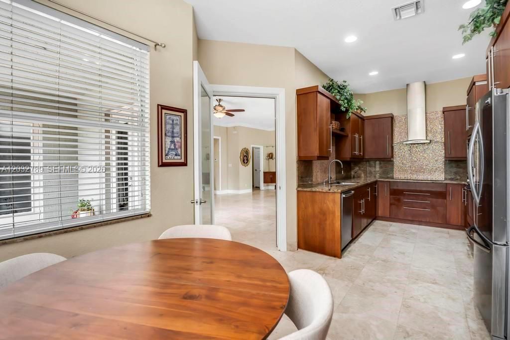 19301 Seneca Ave , Weston, FL 33332 Photo