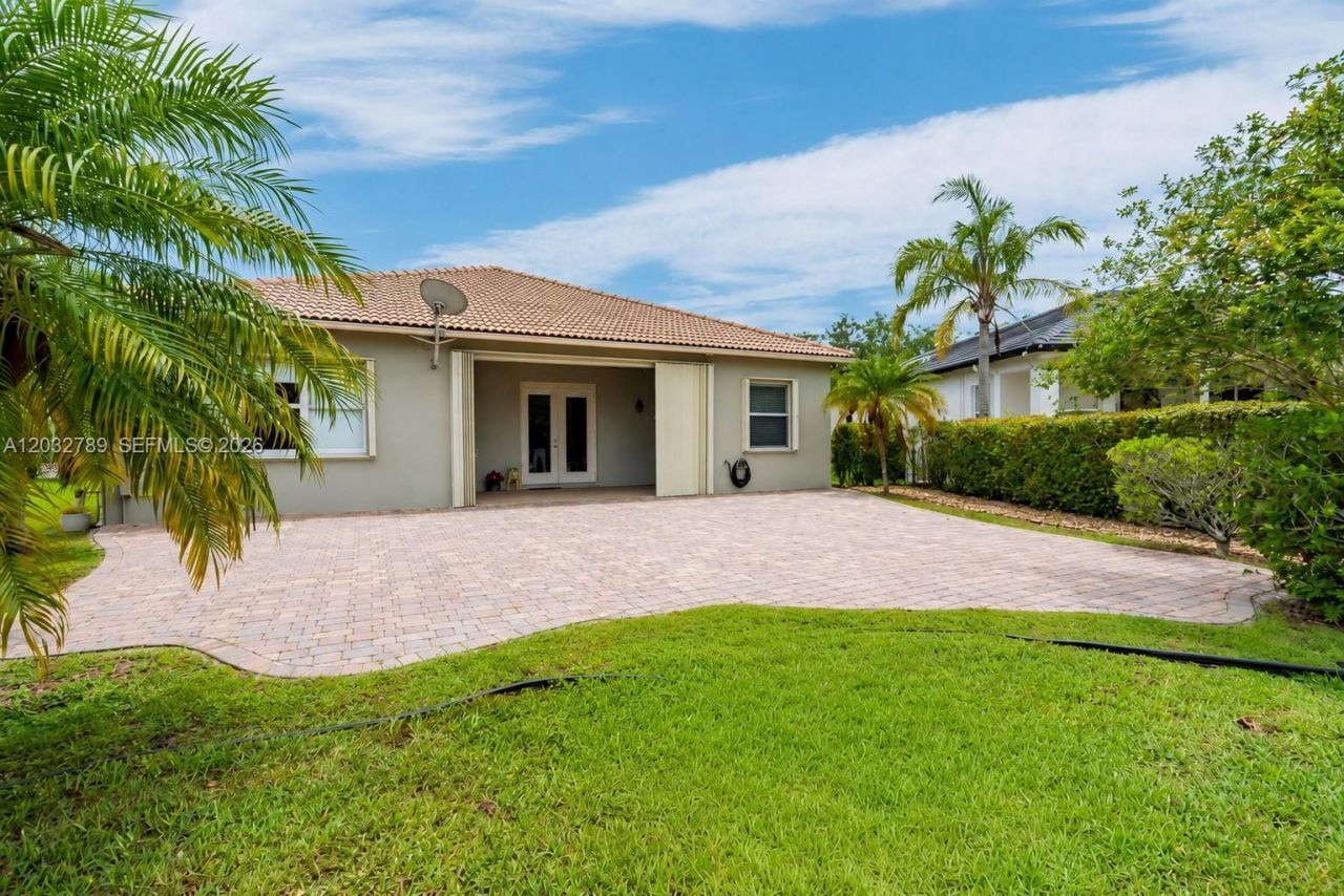 19301 Seneca Ave , Weston, FL 33332 Photo