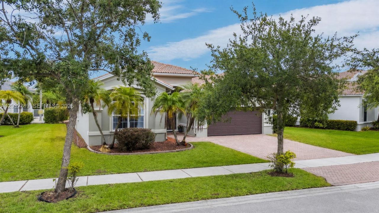 19301 Seneca Ave , Weston, FL 33332 Photo