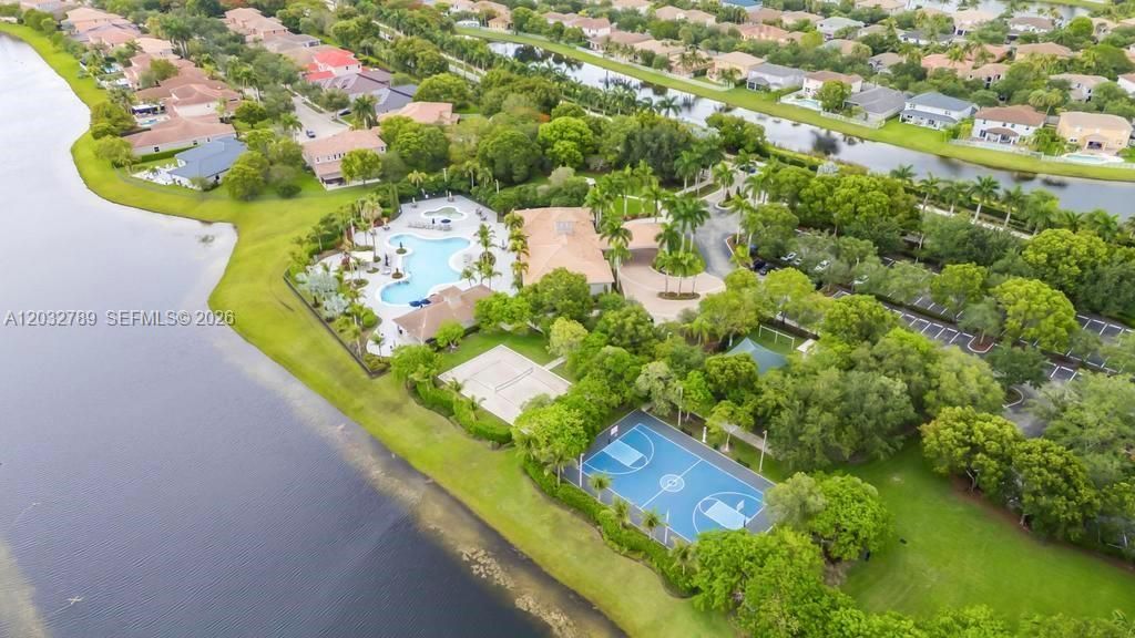 19301 Seneca Ave , Weston, FL 33332 Photo