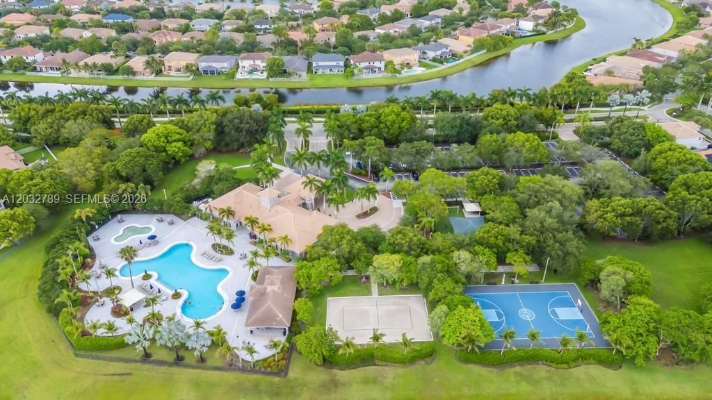 19301 Seneca Ave , Weston, FL 33332 Photo