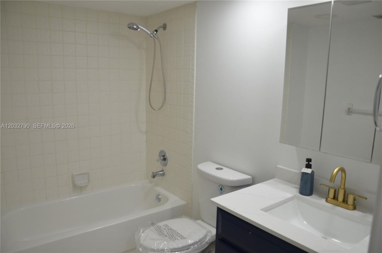 12600 SW 5th Ct , Unit 415L, Pembroke Pines, FL 33027 Photo