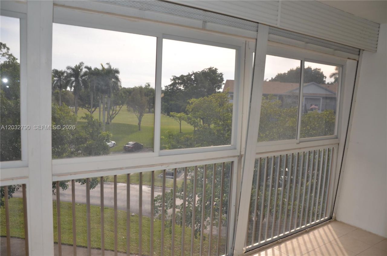 12600 SW 5th Ct , Unit 415L, Pembroke Pines, FL 33027 Photo
