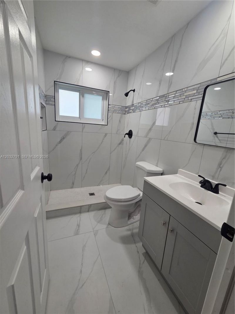 2350 NW 12th Ct , Pompano Beach, FL 33069 Photo