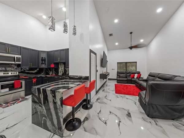 3245 NE 11 Dr , Homestead, FL 33033