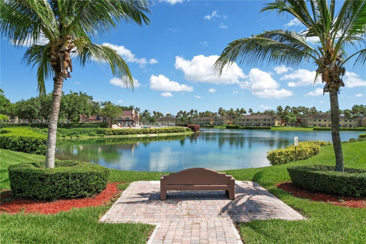 3245 NE 11 Dr , Homestead, FL 33033 Photo