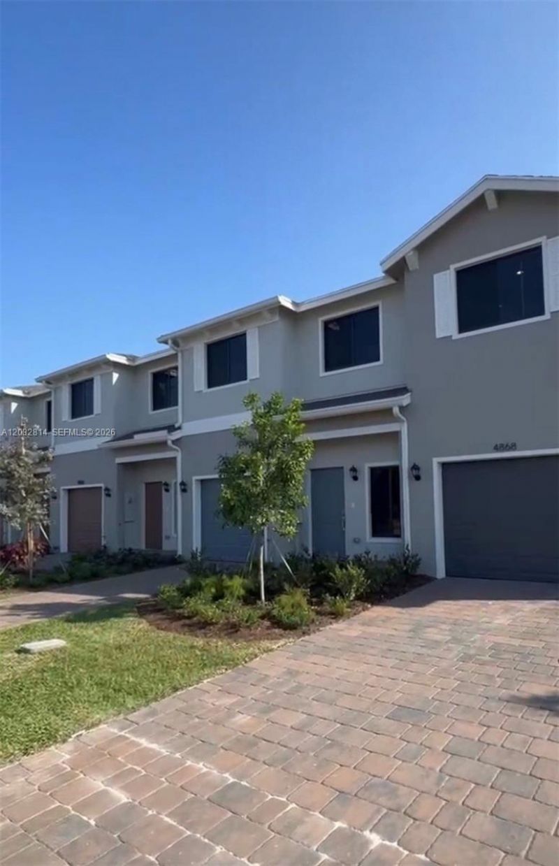 4860 Dillion St , Unit 4860, Lake Worth, FL 33463 Photo