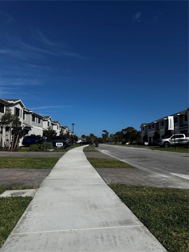 4860 Dillion St , Unit 4860, Lake Worth, FL 33463 Photo