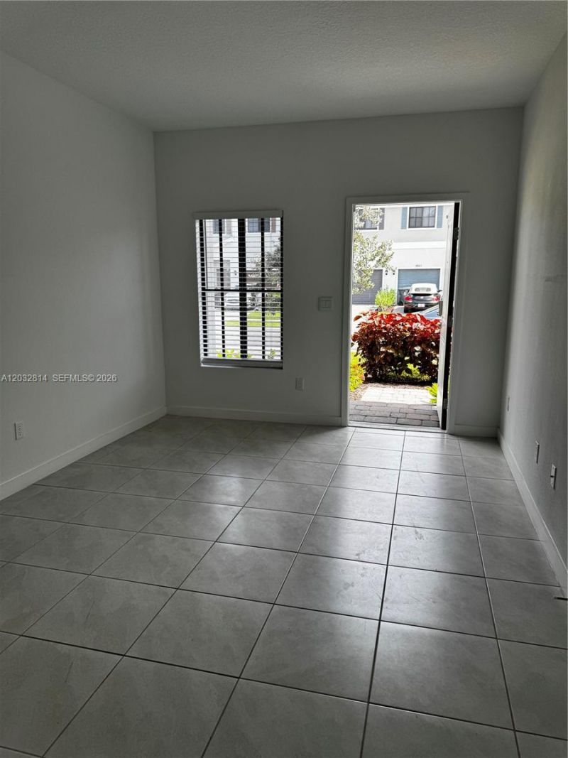 4860 Dillion St, Unit 4860, Lake Worth, FL 33463 Photo