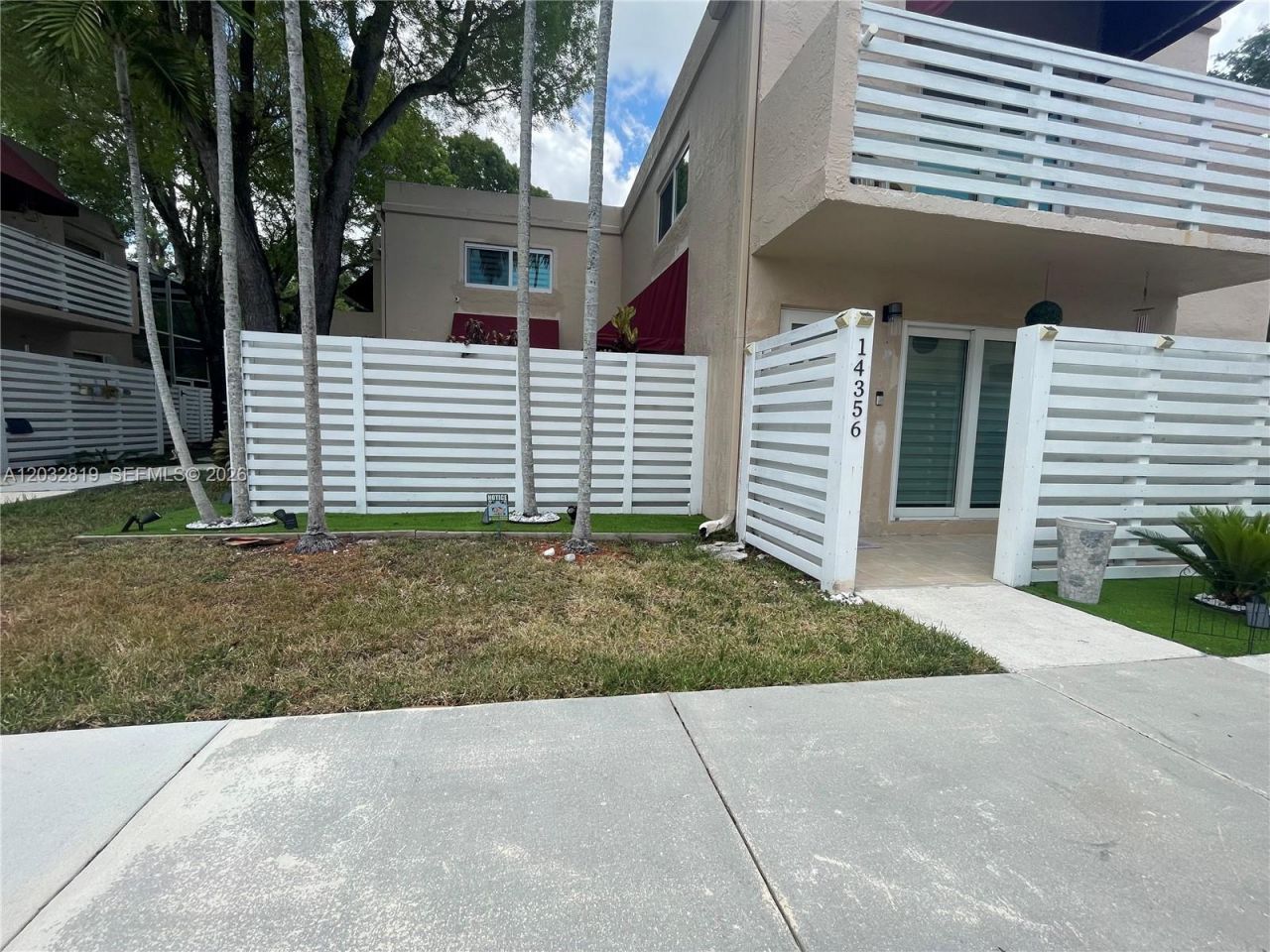14356 SW 96th Ter , Miami, FL 33186 Photo