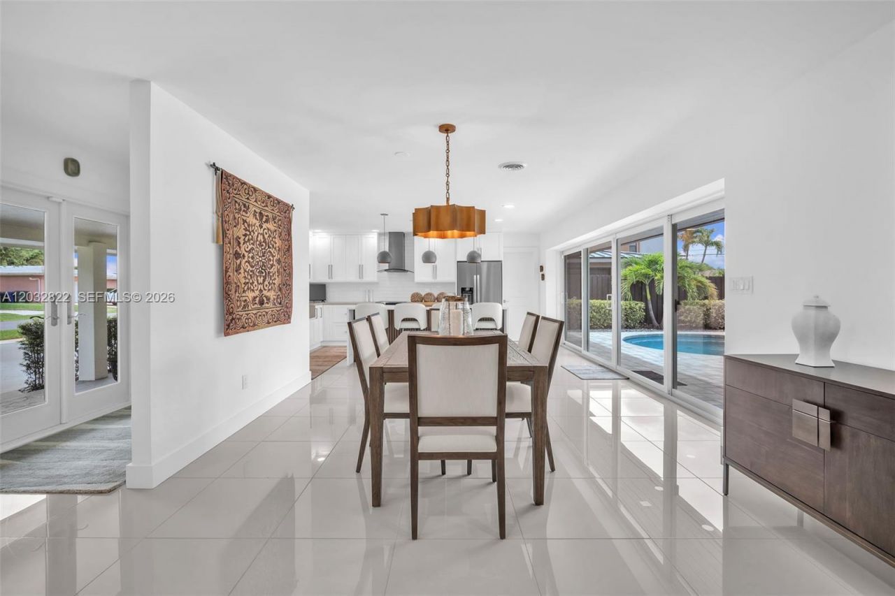 2104 NE 63rd St , Fort Lauderdale, FL 33308 Photo