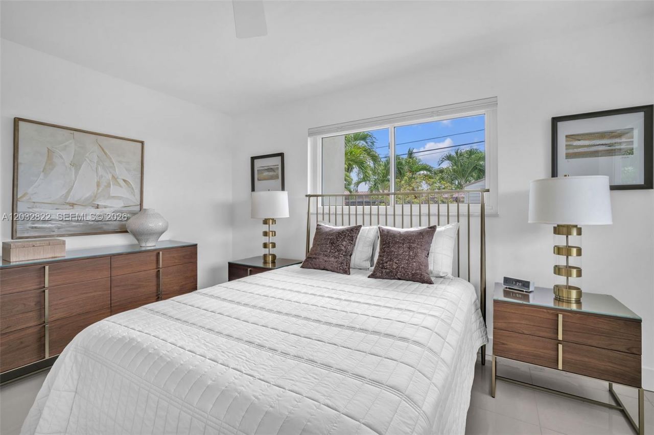 2104 NE 63rd St , Fort Lauderdale, FL 33308 Photo