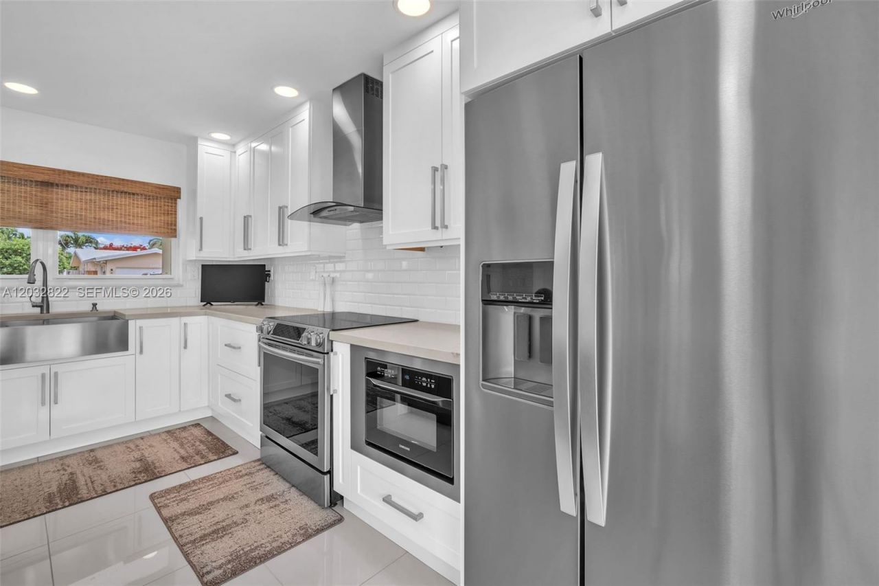2104 NE 63rd St , Fort Lauderdale, FL 33308 Photo