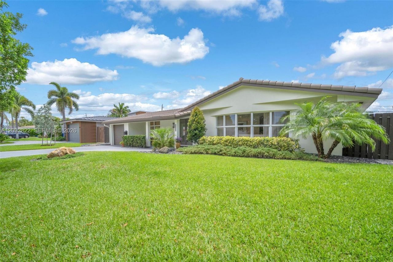 2104 NE 63rd St , Fort Lauderdale, FL 33308 Photo